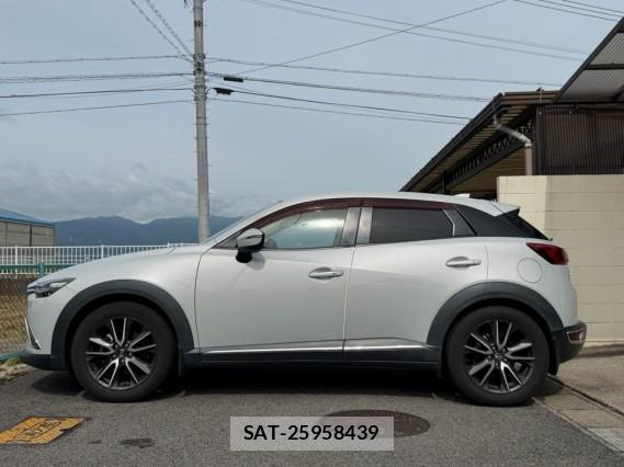 Mazda CX-3 2016-05 8550326-10