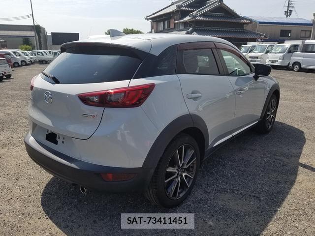 Mazda CX-3 2015-06 8550501-1