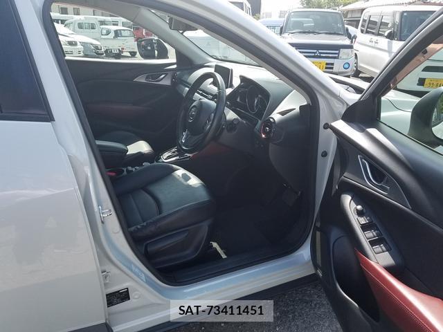 Mazda CX-3 2015-06 8550501-7