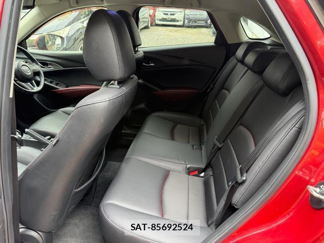 Mazda CX-3 2016-06 8551878-9