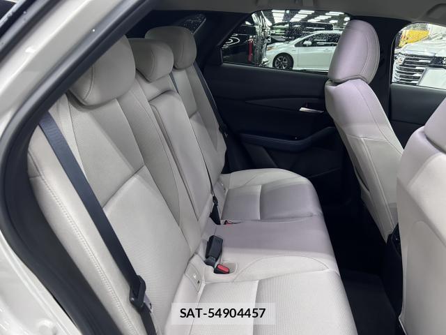 Mazda CX-30 2022-07 8548627-10