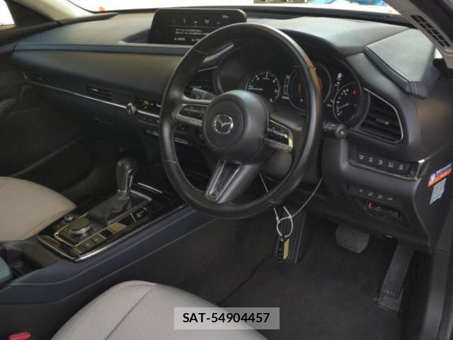 Mazda CX-30 2022-07 8548627-2