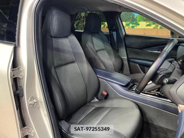 Mazda CX-30 2023-07 8549161-7