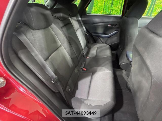 Mazda CX-30 2020-02 8551732-8