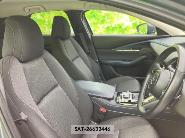 Mazda CX-30 2023-10 8552474-3