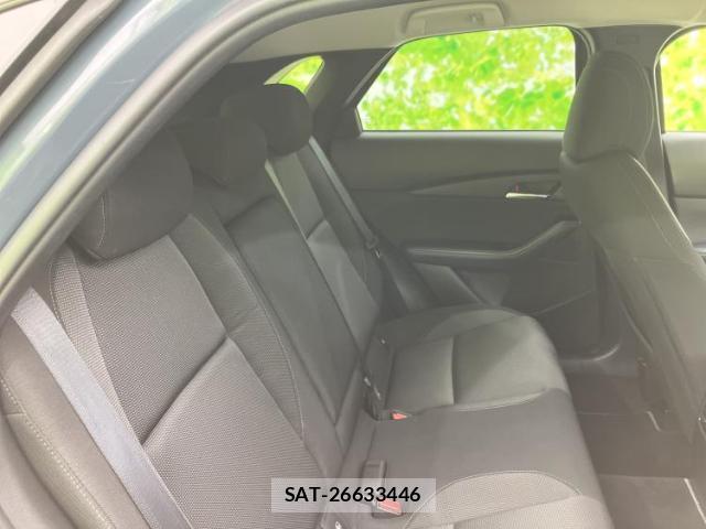 Mazda CX-30 2023-10 8552474-4