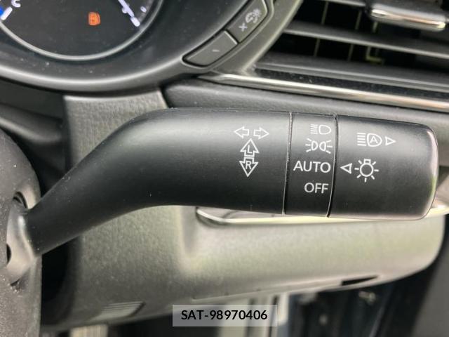 Mazda CX-30 2022-03 8552508-16