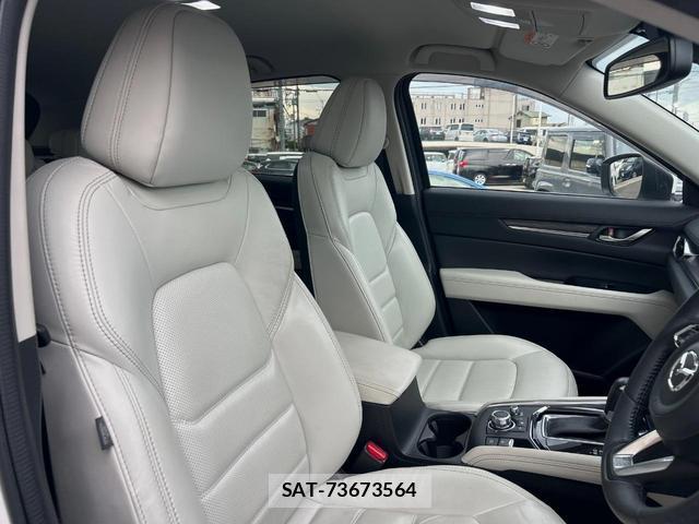 Mazda CX-5 2017-09 8547194-7