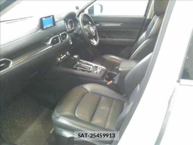 Mazda CX-5 2018-03 8547848-4