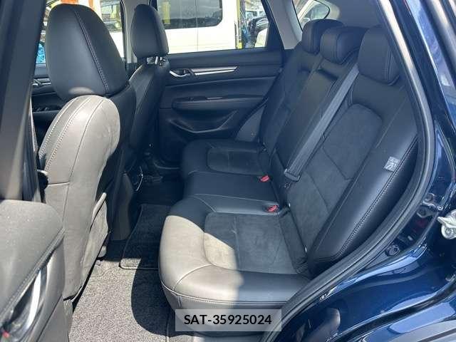 Mazda CX-5 2023-06 8549110-5