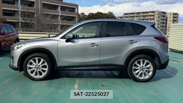 Mazda CX-5 2014-03 8550281-9