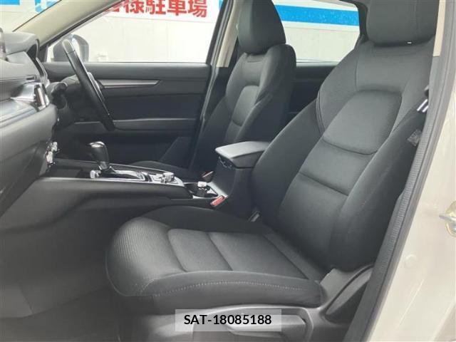 Mazda CX-5 2018-04 8552479-4