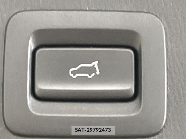 Mazda CX-8 2018-09 8548433-5