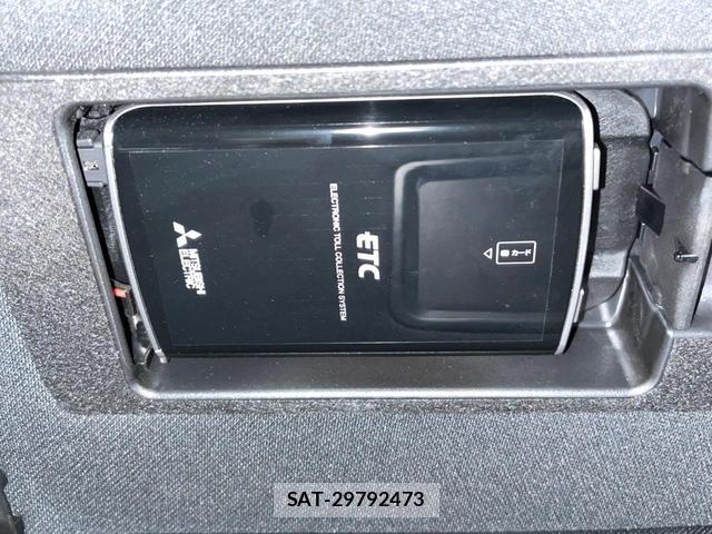 Mazda CX-8 2018-09 8548433-6