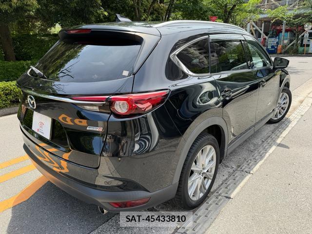Mazda CX-8 2018-04 8551879-11