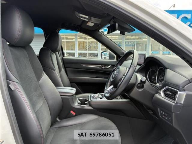 Mazda CX-8 2022-03 8552356-4