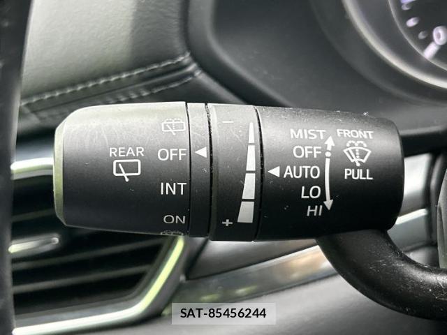 Mazda CX-8 2018-03 8552396-14