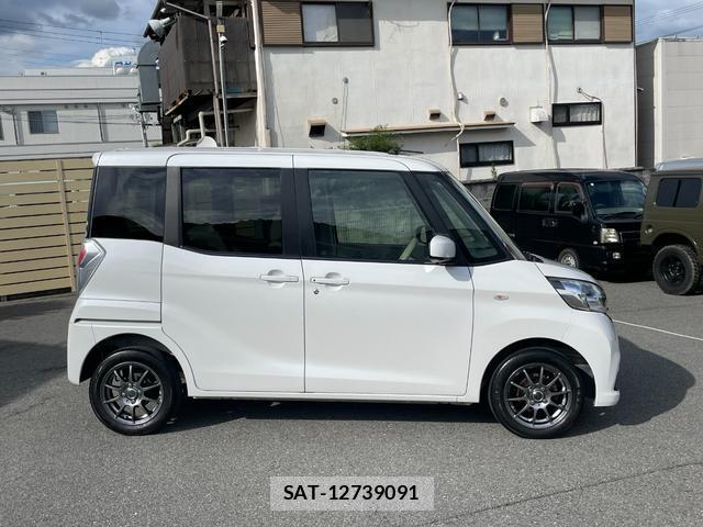 Nissan DAYZ ROOX 2017-10 8546802-3
