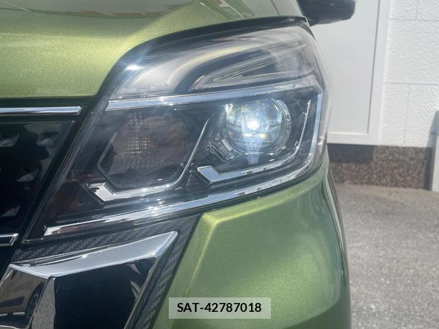 Nissan DAYZ ROOX 2018-08 8546985-12