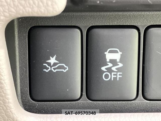 Nissan DAYZ ROOX 2017-05 8552376-13