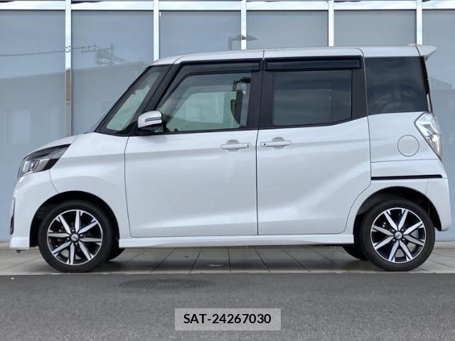 Nissan DAYZ ROOX 2018-08 8552550-1