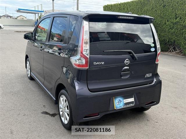 Nissan DAYZ 2017-02 8546047-8