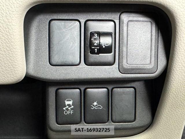 Nissan DAYZ 2017-06 8547102-11