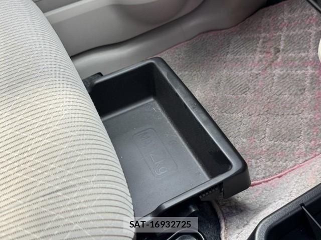 Nissan DAYZ 2017-06 8547102-16