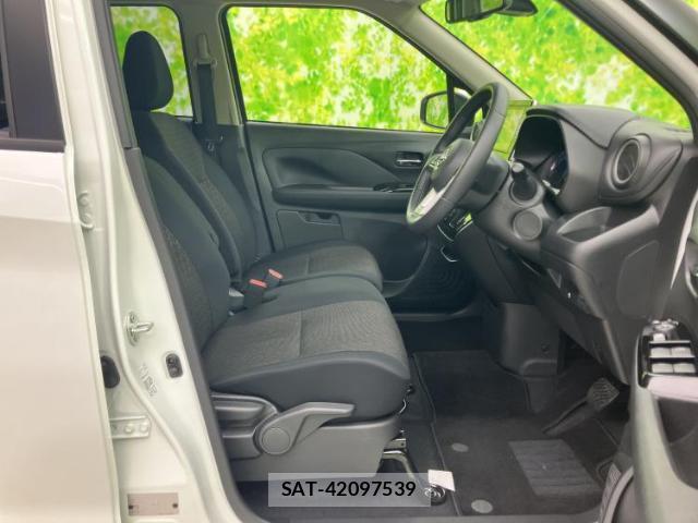 Nissan DAYZ 2025-11 8549284-3
