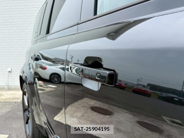 Land Rover DEFENDER 2023-12 8545825-17