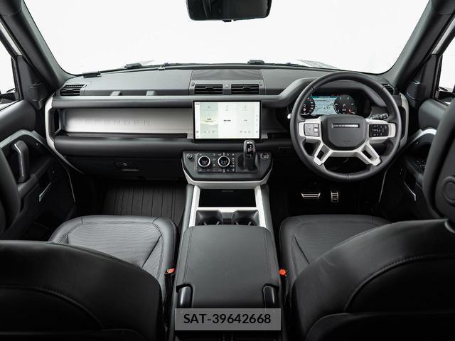 Land Rover DEFENDER 2025-11 8546060-1