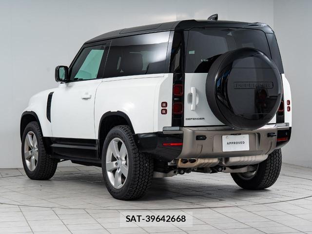 Land Rover DEFENDER 2025-11 8546060-10