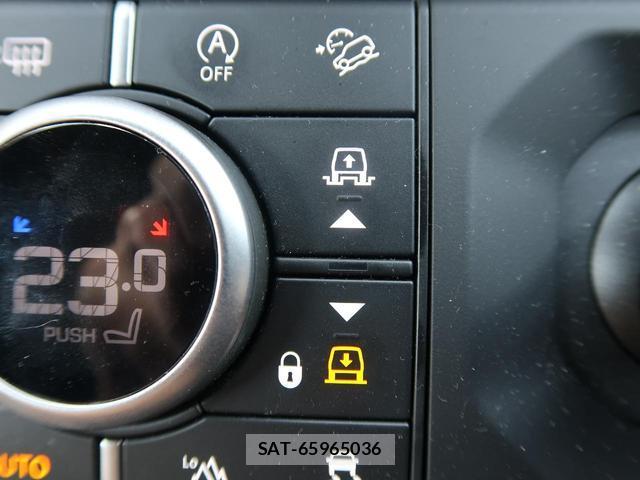 Land Rover DEFENDER 2024-03 8547202-9