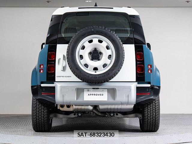 Land Rover DEFENDER 2024-08 8547219-17