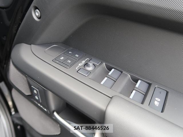 Land Rover DEFENDER 2025-09 8547330-10