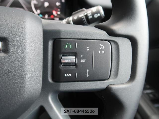 Land Rover DEFENDER 2025-09 8547330-11