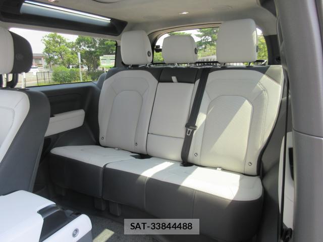 Land Rover DEFENDER 2025-01 8548512-10