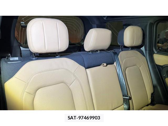 Land Rover DEFENDER 2025 8548807-5