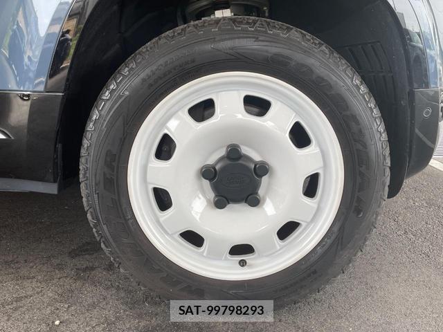 Land Rover DEFENDER 2024-07 8551141-3