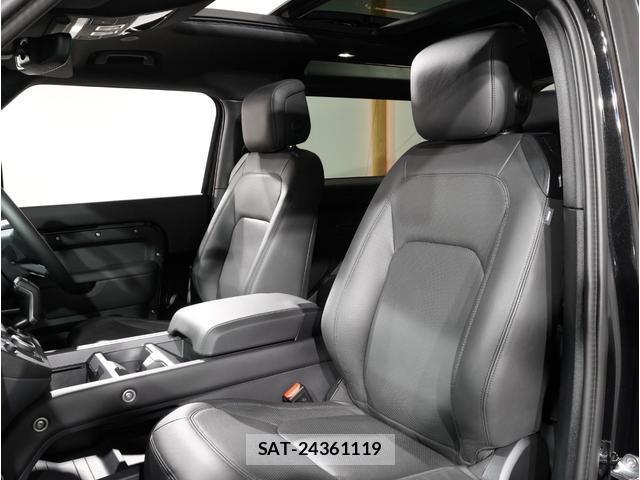 Land Rover DEFENDER 2025-11 8551404-19
