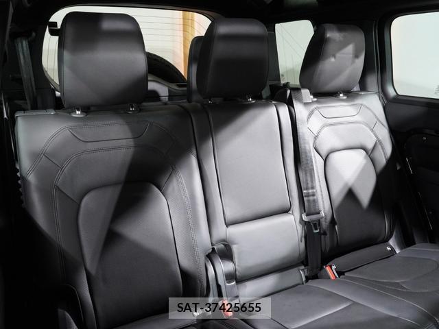 Land Rover DEFENDER 2025-01 8551405-15