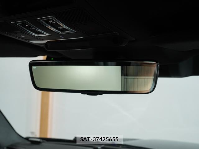 Land Rover DEFENDER 2025-01 8551405-6