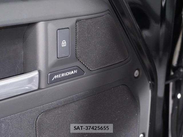 Land Rover DEFENDER 2025-01 8551405-8