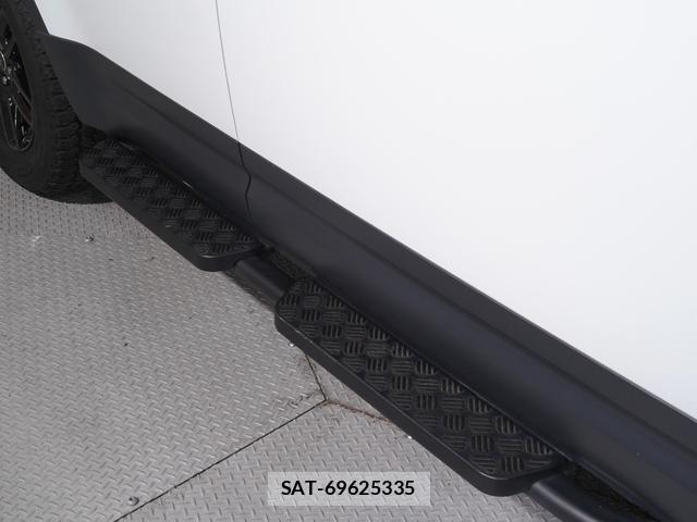 Land Rover DEFENDER 2025-01 8551406-5