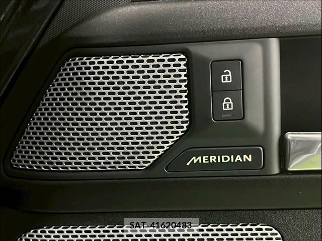 Land Rover DEFENDER 2024-03 8552723-10