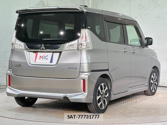 Mitsubishi DELICA 2017-05 8550124-14
