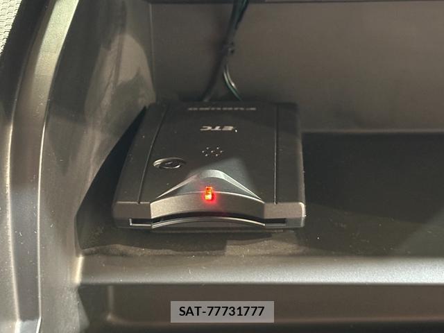 Mitsubishi DELICA 2017-05 8550124-9