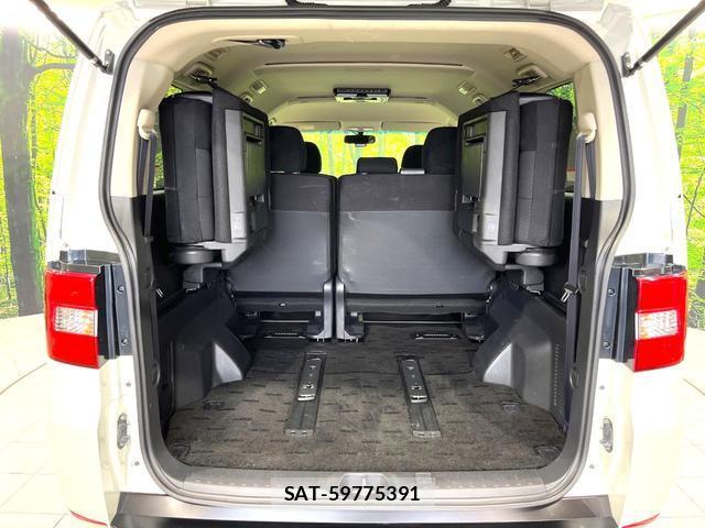 Mitsubishi DELICA 2013-02 8545379-11