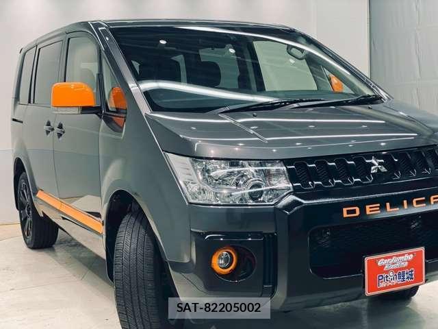Mitsubishi DELICA 2017-12 8546122-11