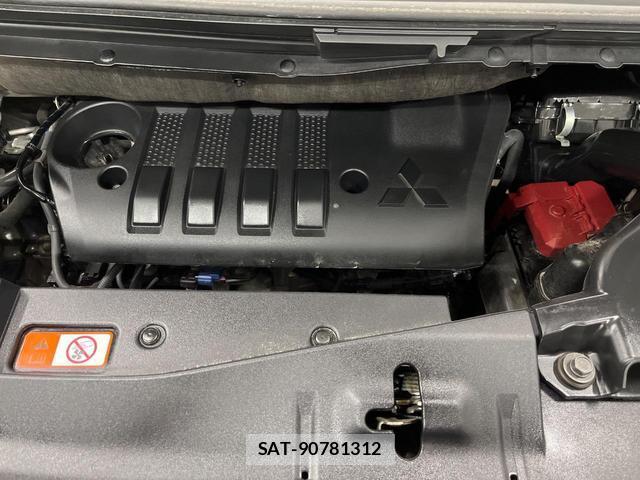 Mitsubishi DELICA 2023-10 8546845-17